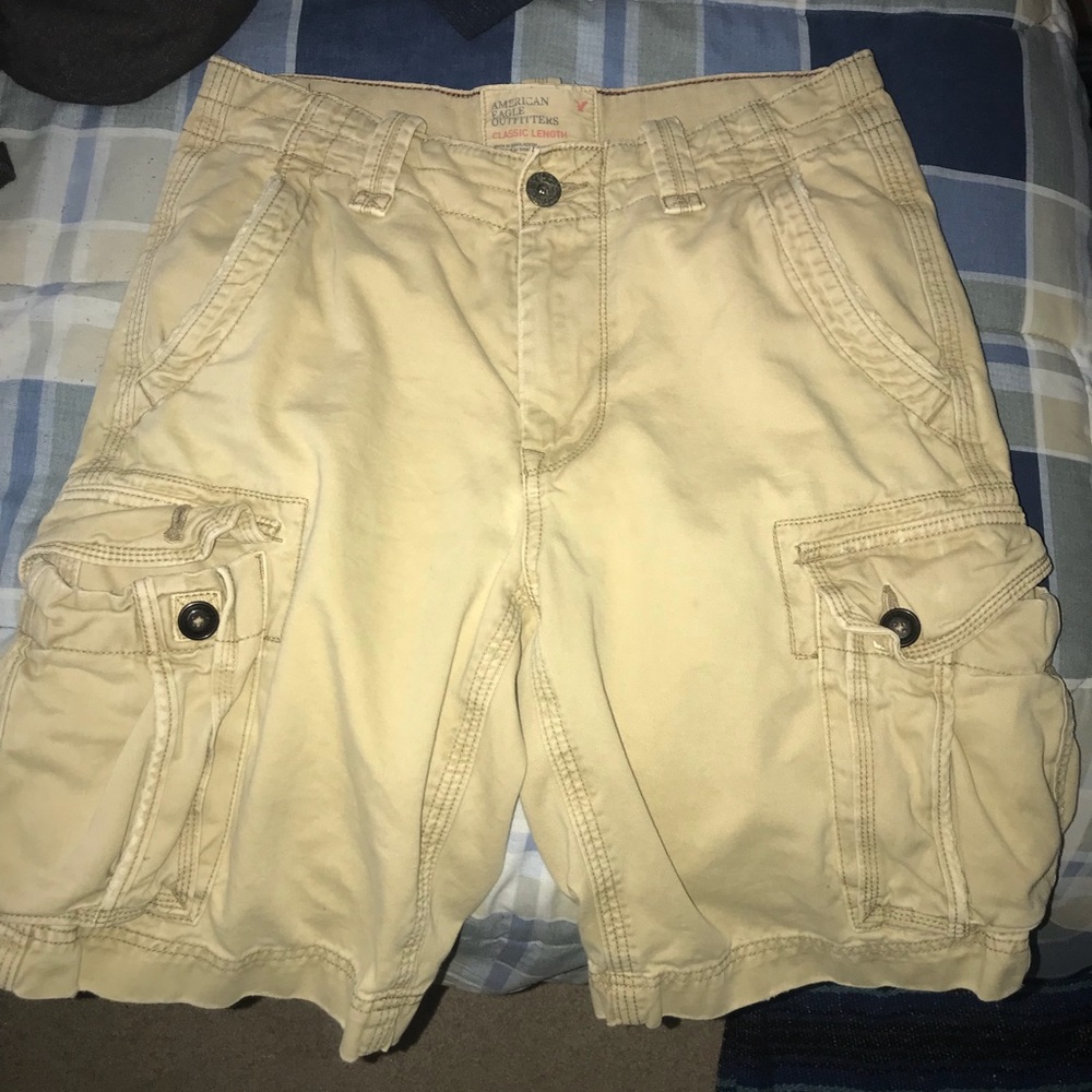 American Eagle cargo shorts